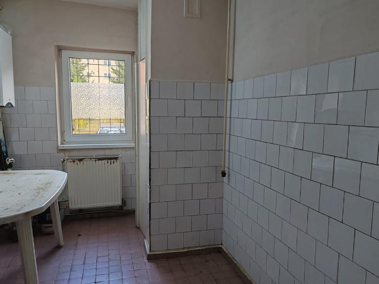 Apartament 3 camere Zona  Zizinului ! - 4