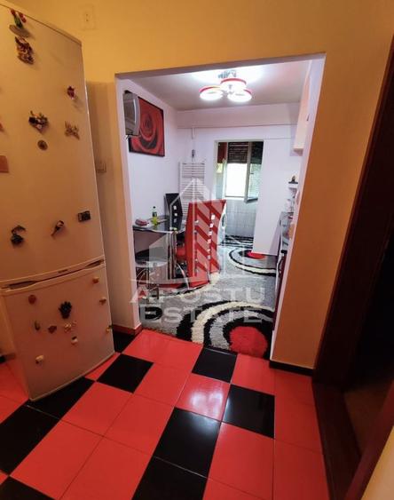 Apartament cu 3 camere in zona Girocului, centrala termica - 1