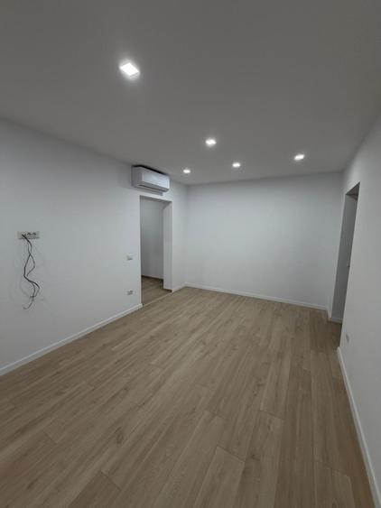 Vand apartament 2 camere semidecomandat Barsei - 5