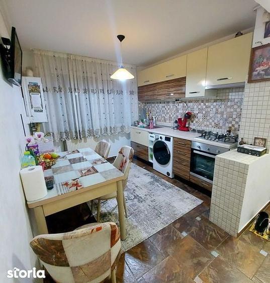 Vand apartament 3 camere decomandat - 7