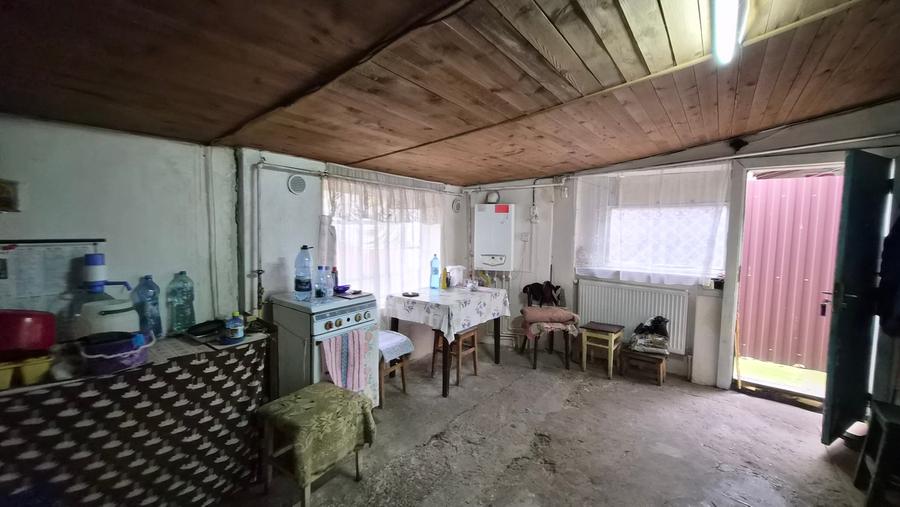 Inel II -Coiciu -scoala generala 39 -casa chirpic 77 mp +teren 236 mp - 7