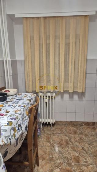 Garsoniera | Bd Decebal | etaj 5 | balcon | metrou piata muncii 3 minute - 7