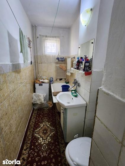 2 Camere etajul 3 str. Mioritei - 9