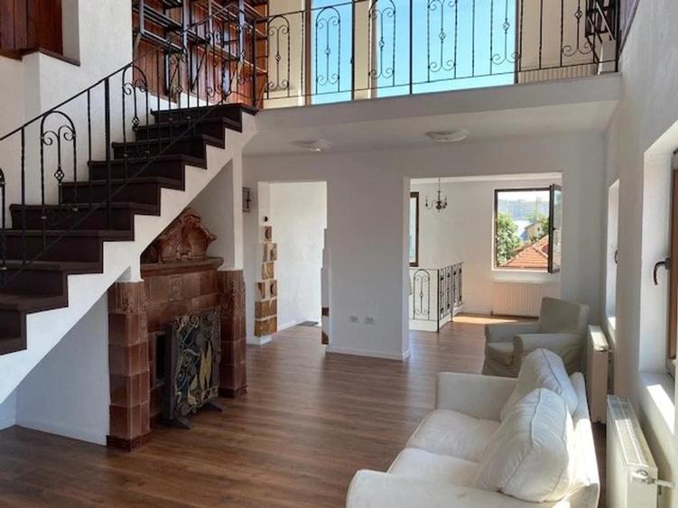 Inchiriere vila Cotroceni cu terasa constructie 1997 Elefterie metrou Eroilor - 1