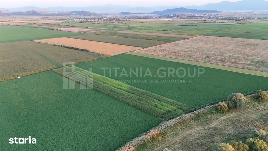 Teren de 8700 mp, în Bod
