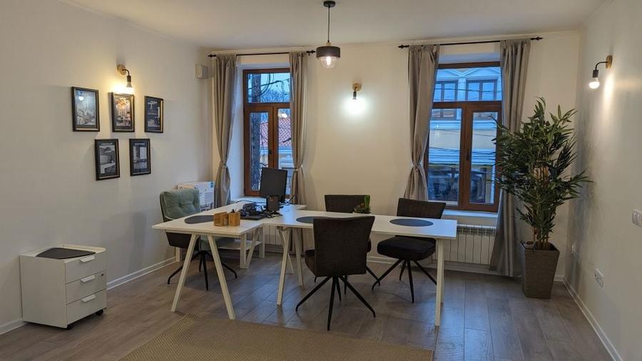 Apartament cu 2 camere semidecomandat în Nicolae Bălcescu