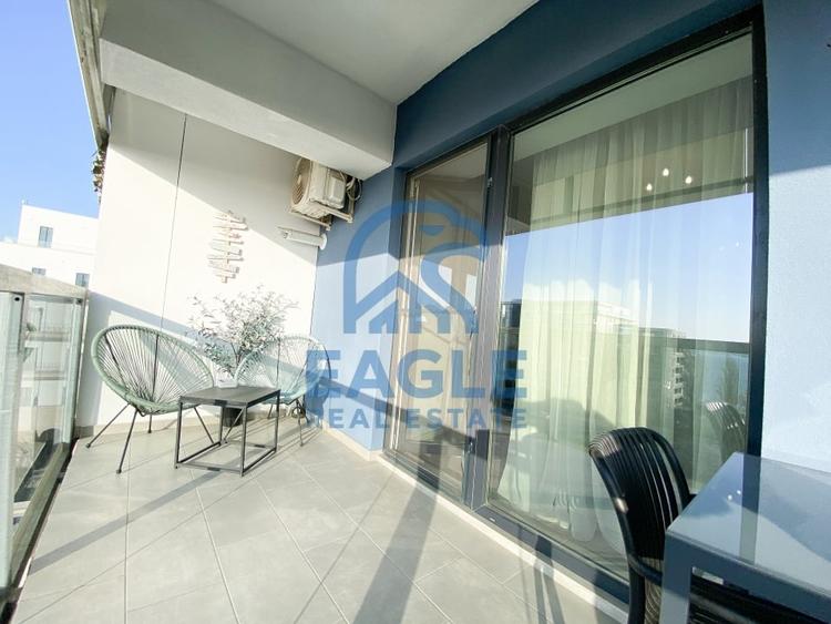 Mamaia Central - 2 Camere modern, balcon generos si vedere frontala spre lac - 3