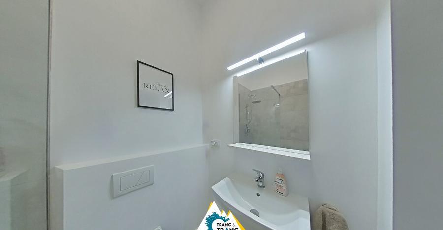 Salon inchiriat Afacere la cheie pe B-dul Revolu?iei, Arad - 2