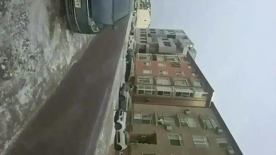 Se vinde ap 2 camere Compozitorilor etaj 3 ,tel - 5