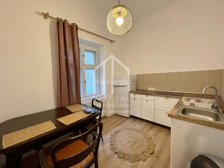 Apartament 3 camere, 100 mp utili, pod,  pivnita - zona Ultracentrala