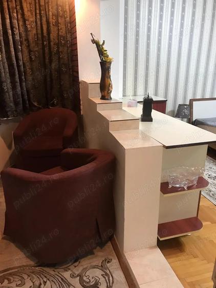 Vand garsoniera spatioasa zona centrala - 4