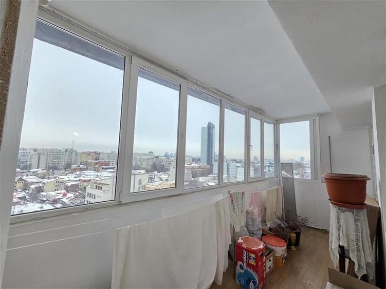 4 camere decomandat - Nicolae Titulescu nr. 14 - Victoriei - 3