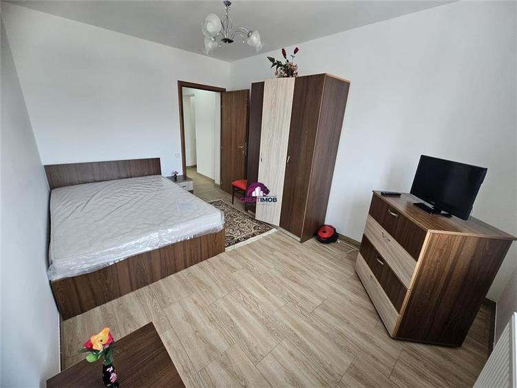 Inchiriere 1 camera dintr-un apartament cu 3 camere. - 7
