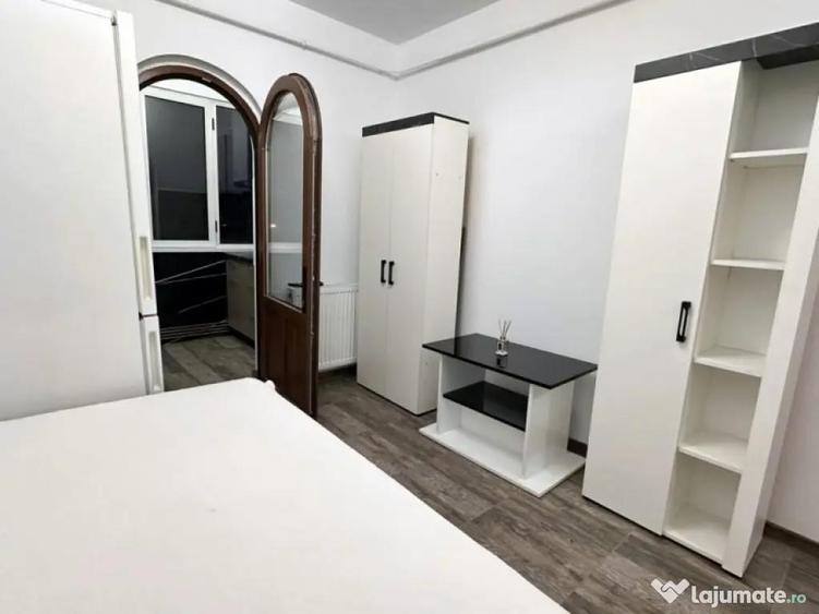 Apartament 1 camera D, in Podu Ros, - 1