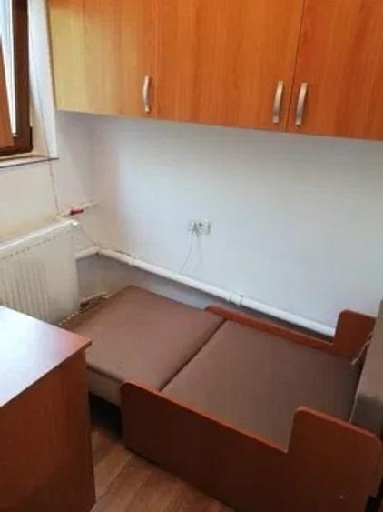 Garsoniera - zona Trocadero - 55.000 euro  (Cod E11) - 2