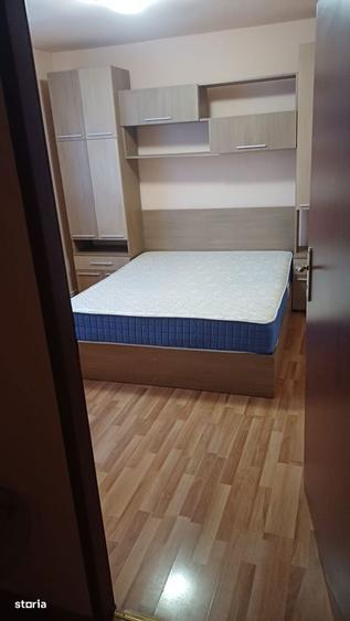Persoana fizica, apartament 2 camere, decomandat - 1