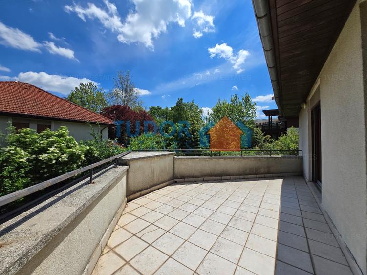 Spacious 4 Bedroom Individual Villa with 800sqm Garden in Gated Compound - 2