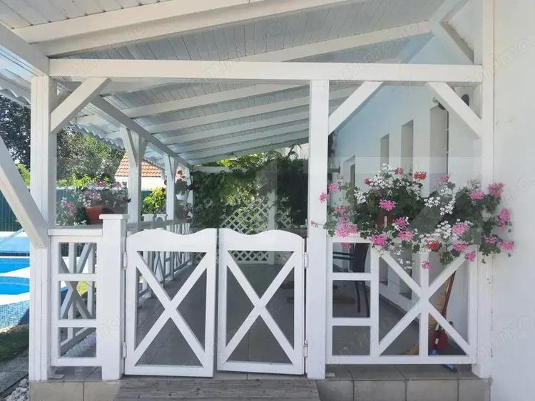 Vila de vanzare, cu 4 camere, 180 mp, zona Fratelia - 13