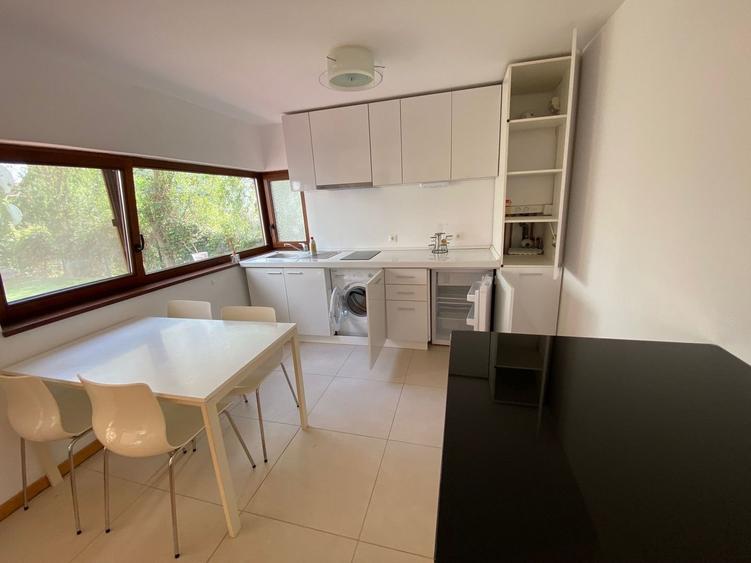 Apartament deosebit cu curte proprie si 2 locuri de parcare - 8