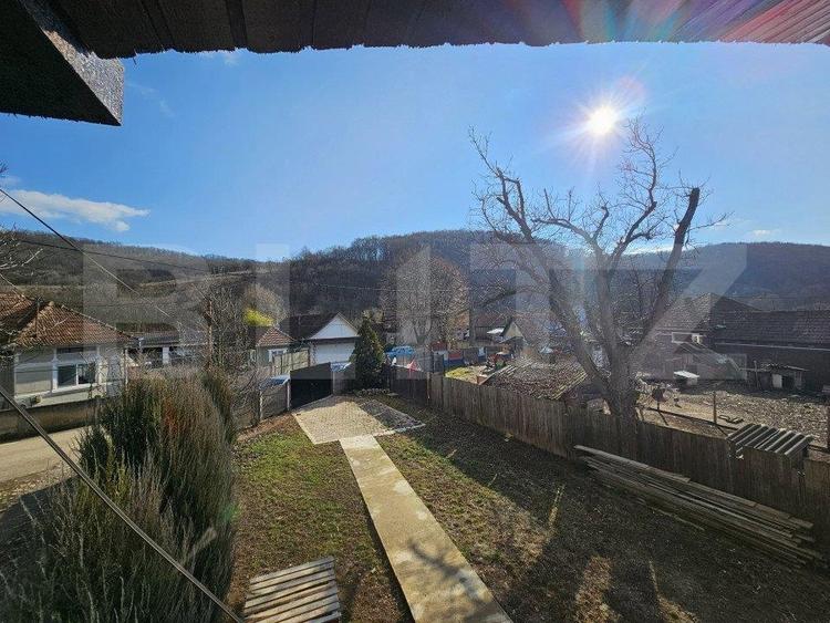 CASA SUPERBA CU 5 CAMERE, 168 MP, IN ?OIMU? LA 15 MINUTE DE DEVA - 9