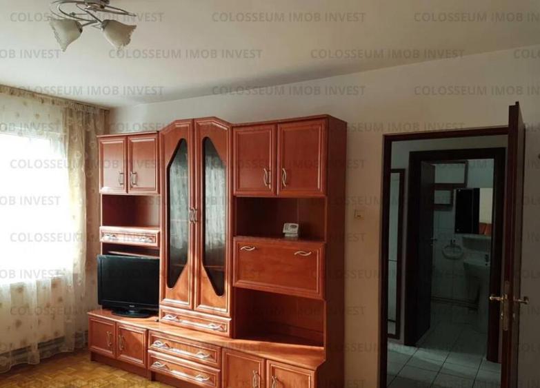 Garsoniera decomandata - zona Garii - 2