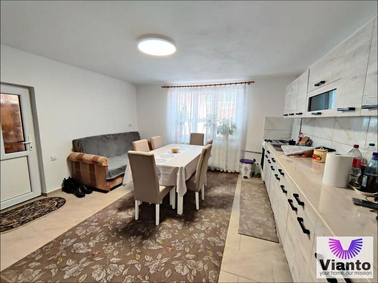 CASA  INDIVIDUALA CU 4 CAMERE 95MP SI TEREN 540MP | SURA MARE - 1