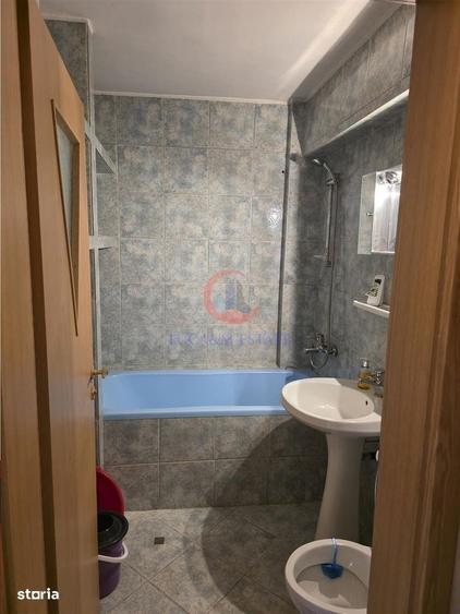 Apartament cu 4 camere decomandat în Simion Bărnuțiu