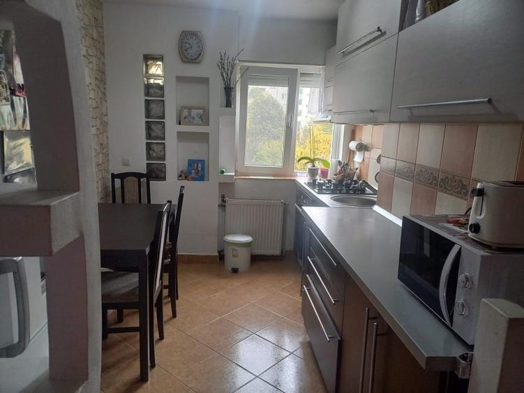 Vand apartament 2 camere tip x mare - 4