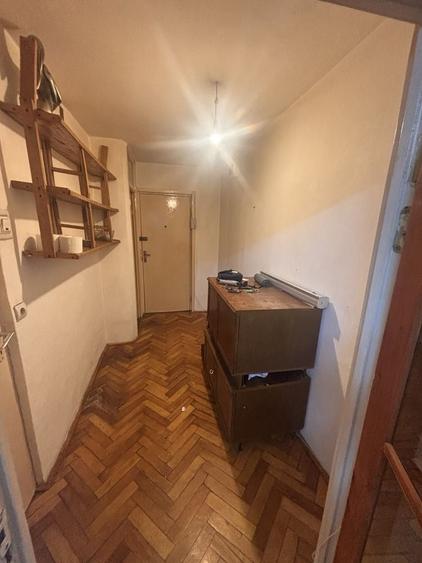 Apartament cu 3 camere decomandat în Micălaca
