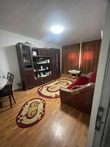 Vand apartament 3 camere central - 8