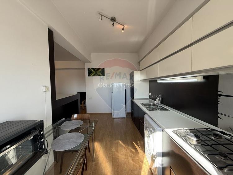 Apartament cu 2 camere semidecomandat, mobilat în Semicentral Apartament cu 2 camere semidecomandat, mobilat în Semicentral