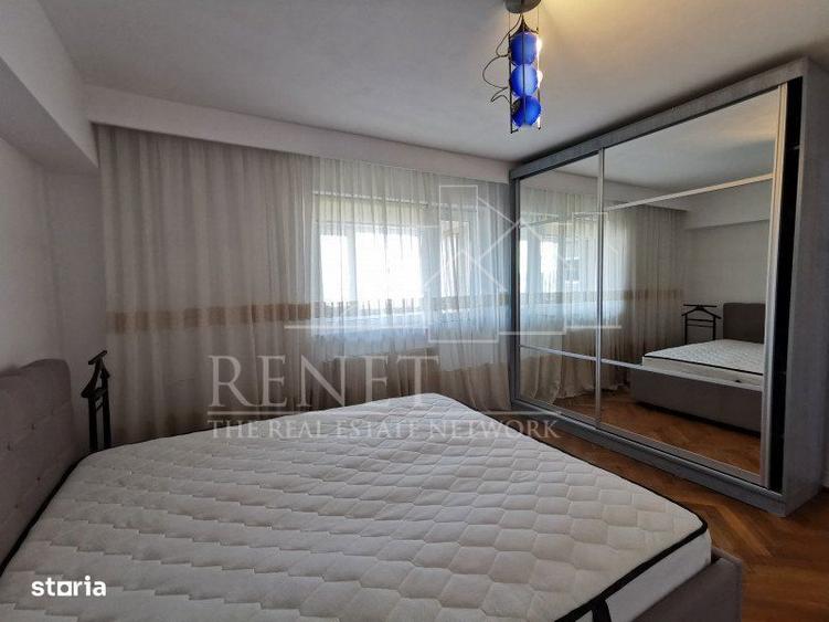 Apartament Central, bloc Casa Cartii - 1
