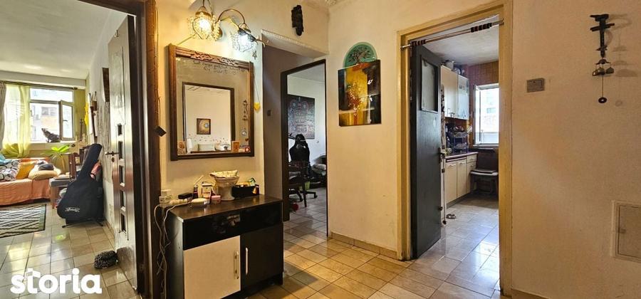 Apt 4 camere, zona Bucur OBOR, bloc anvelopat - 1