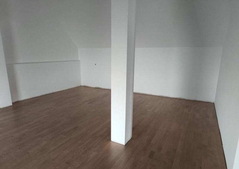 Casa finisata, teren 2500mp, Marginea - 6