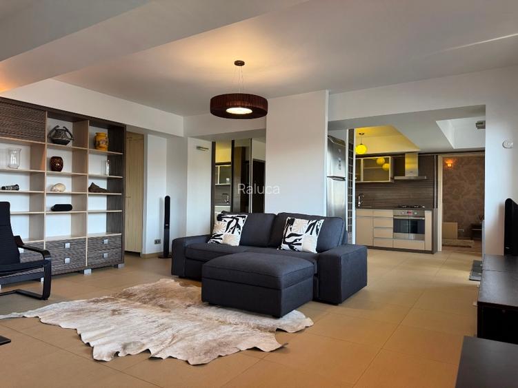 Apartament cu 3 camere în Podu Roș Apartament cu 3 camere în Podu Roș