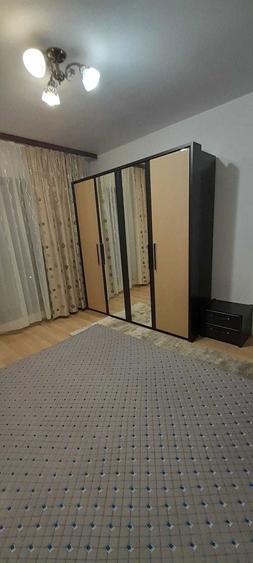 Proprietar, inchiriez apartament 2 camere Plaza Exigent, metrou - 5
