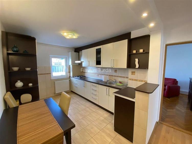 Apartament cu 4 camere decomandat, mobilat în Ștrand Apartament cu 4 camere decomandat, mobilat în Ștrand