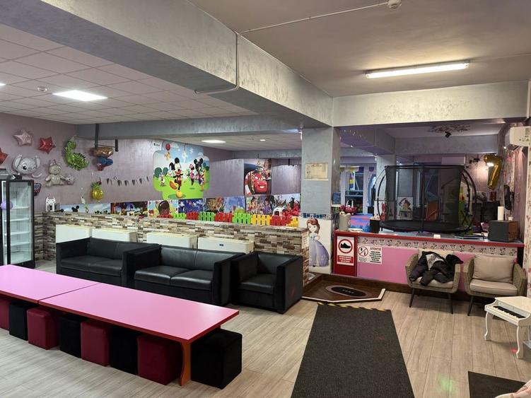 Imobil mixt, spatiu comercial si apartamente - 3