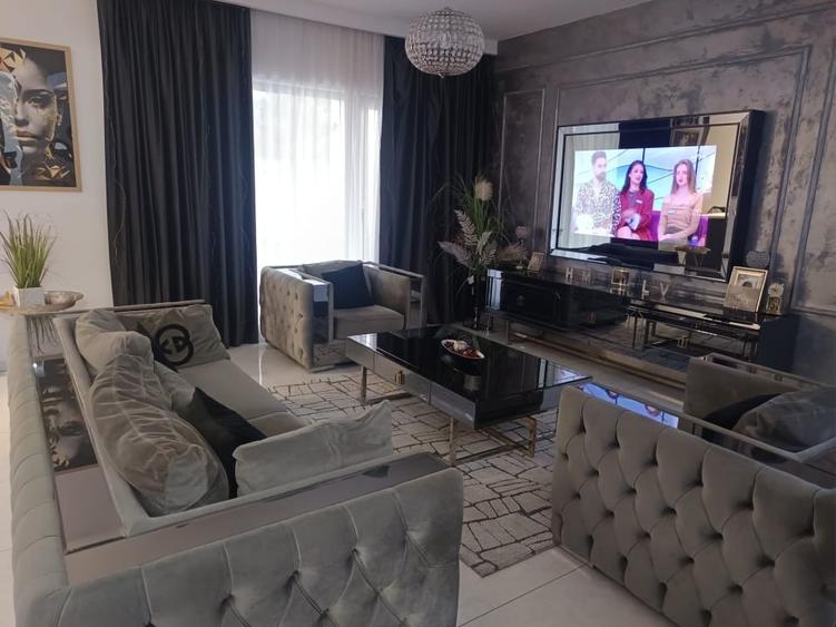 Duplex Dumbrăvița,despărțit prin garaj ,zona Lidl - 5