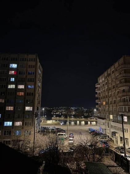 Inchiriez apartament cu 3 camera - 12