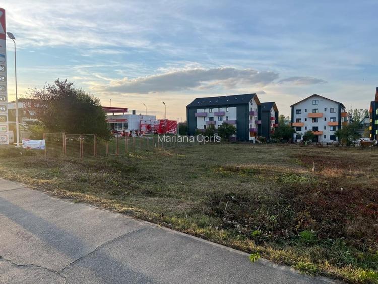 TEREN INTRAVILAN 1800MP CENTRAL CU PUZ APROBAT, SPRE VANZARE
