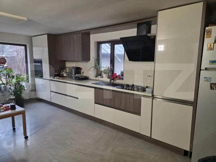 Oaza de Lini?te in Inima Ora?ului: Proprietate Exclusivista cu 2.700 mp Teren - 6