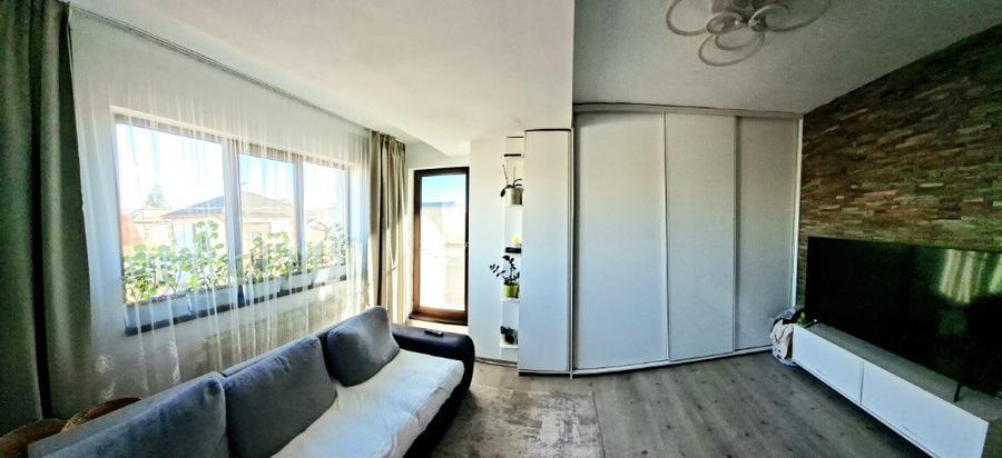 PROPRIETAR ap. 2 camere 95.000 euro - 3