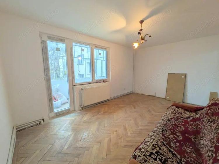 Orizont - MegaImage, Apartament 3 camere, decomandat, etaj 3 din 4 - 8