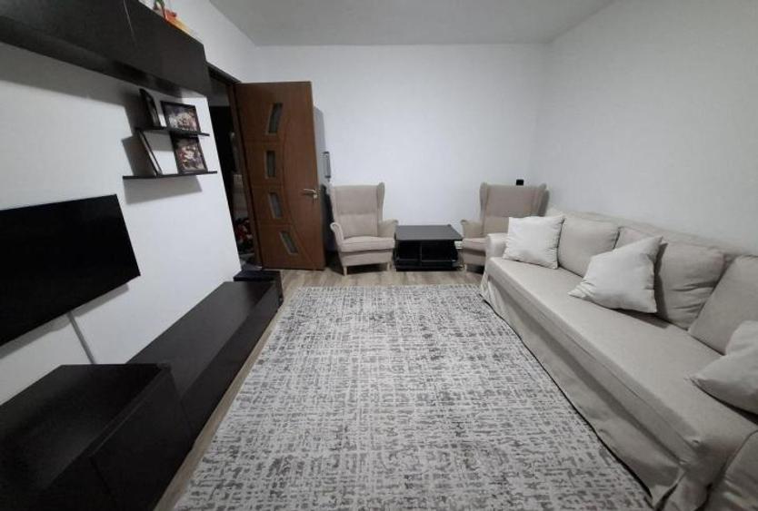 TOMIS 3, APARTAMENT 3 CAMERE, MOBILAT-UTILAT, CENTRALA GAZE,ETAJ 2 DIN 4 - 2