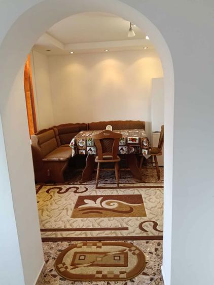 Inchiriez casa Titu - 7