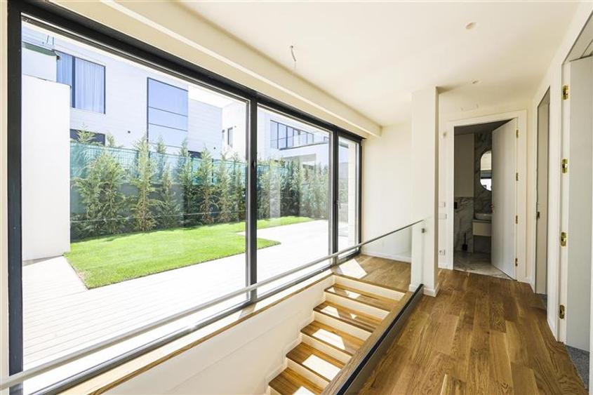 Vila de lux | acces la piscina si facilitati premium | Borhanci - 17