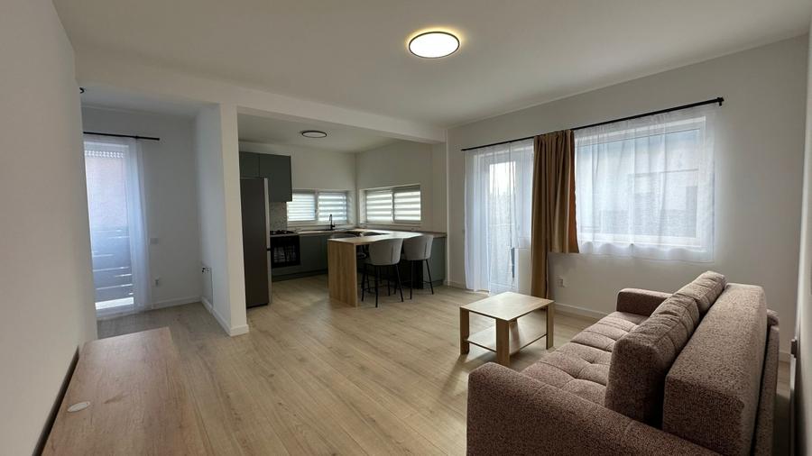 Apartament cu 4 camere de inchiriat - prima inchiriere - 4