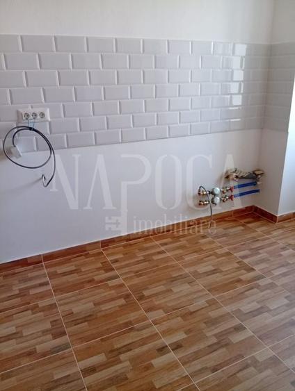 Apartament cu 3 camere decomandat în Cantemir
