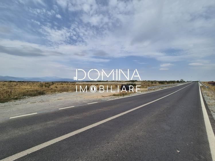Vanzare teren intravilan - 1070 mp - strada Ciocarlau - spre Preajba - 2